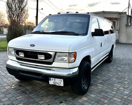 Белый Форд Эколайн, объемом двигателя 4.6 л и пробегом 10 тыс. км за 14000 $, фото 11 на Automoto.ua