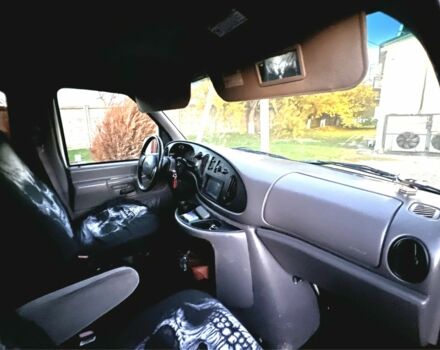 Белый Форд Эколайн, объемом двигателя 4.6 л и пробегом 10 тыс. км за 14000 $, фото 4 на Automoto.ua