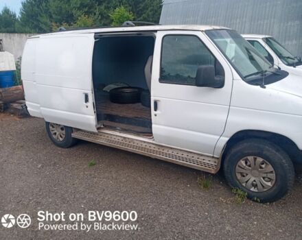 Белый Форд Эколайн, объемом двигателя 5.4 л и пробегом 130 тыс. км за 9000 $, фото 4 на Automoto.ua