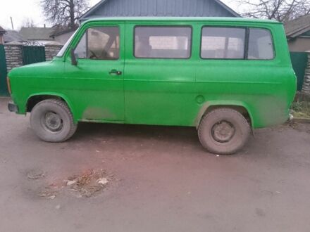 Зеленый Форд Эколайн, объемом двигателя 2.5 л и пробегом 150 тыс. км за 1000 $, фото 1 на Automoto.ua