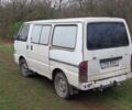 Белый Форд Эконован, объемом двигателя 2 л и пробегом 500 тыс. км за 1100 $, фото 2 на Automoto.ua