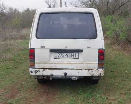 Белый Форд Эконован, объемом двигателя 2 л и пробегом 200 тыс. км за 1000 $, фото 4 на Automoto.ua
