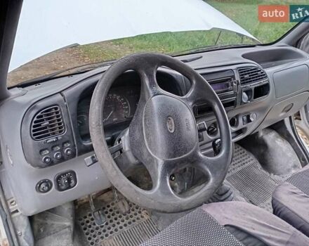 Форд Эконован 1997 в Сторожинце на Automoto.ua Белый Форд Эконован, объемом двигателя 2.5 л и пробегом 200 тыс. км за 2300 $, фото 3 на Automoto.ua