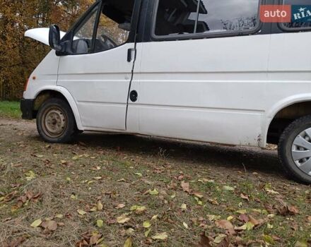 Форд Эконован 1997 в Сторожинце на Automoto.ua Белый Форд Эконован, объемом двигателя 2.5 л и пробегом 200 тыс. км за 2300 $, фото 12 на Automoto.ua