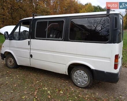Форд Эконован 1997 в Сторожинце на Automoto.ua Белый Форд Эконован, объемом двигателя 2.5 л и пробегом 200 тыс. км за 2300 $, фото 13 на Automoto.ua