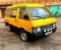 Желтый Форд Эконован, объемом двигателя 1.5 л и пробегом 350 тыс. км за 1000 $, фото 1 на Automoto.ua