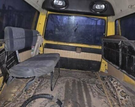 Желтый Форд Эконован, объемом двигателя 1.45 л и пробегом 270 тыс. км за 1400 $, фото 9 на Automoto.ua