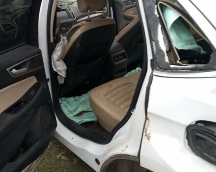 Белый Форд Эдж, объемом двигателя 2 л и пробегом 190 тыс. км за 4000 $, фото 4 на Automoto.ua