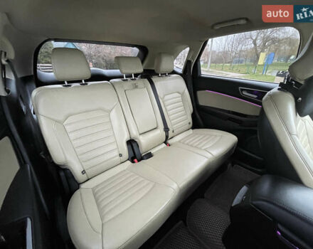 Білий Форд Едж, об'ємом двигуна 3.5 л та пробігом 153 тис. км за 16999 $, фото 10 на Automoto.ua