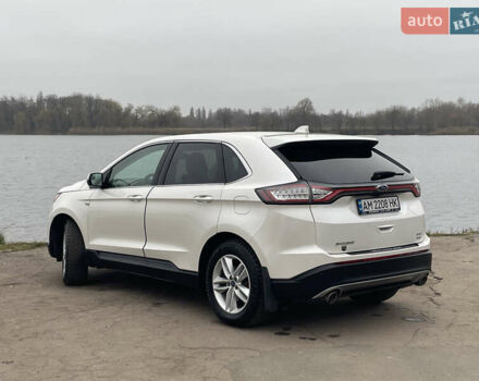 Білий Форд Едж, об'ємом двигуна 3.5 л та пробігом 153 тис. км за 16999 $, фото 7 на Automoto.ua