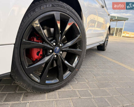 Білий Форд Едж, об'ємом двигуна 2.69 л та пробігом 142 тис. км за 19200 $, фото 7 на Automoto.ua