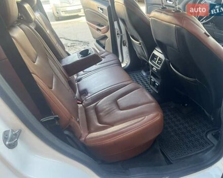 Белый Форд Эдж, объемом двигателя 2 л и пробегом 129 тыс. км за 16000 $, фото 16 на Automoto.ua