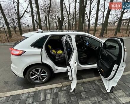 Білий Форд Едж, об'ємом двигуна 2.69 л та пробігом 104 тис. км за 19999 $, фото 6 на Automoto.ua