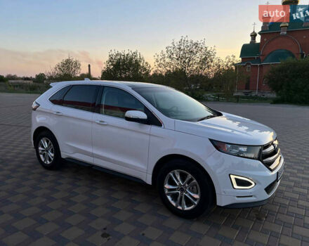 Білий Форд Едж, об'ємом двигуна 2 л та пробігом 61 тис. км за 18800 $, фото 2 на Automoto.ua