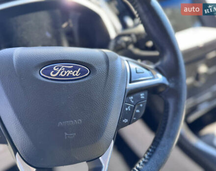 Білий Форд Едж, об'ємом двигуна 2 л та пробігом 143 тис. км за 18200 $, фото 22 на Automoto.ua