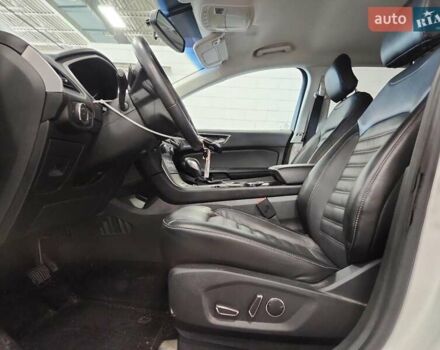Форд Эдж 2016 в Львове на Automoto.ua Белый Форд Эдж, объемом двигателя 2 л и пробегом 75 тыс. км за 3000 $, фото 6 на Automoto.ua