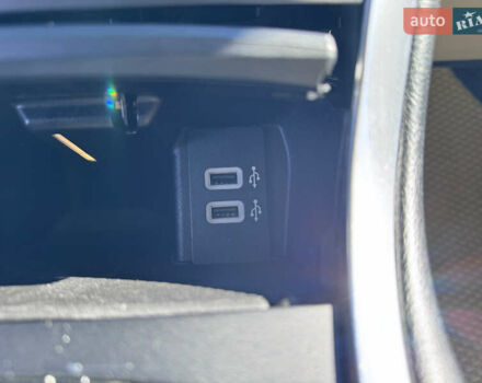 Білий Форд Едж, об'ємом двигуна 2 л та пробігом 143 тис. км за 18200 $, фото 28 на Automoto.ua