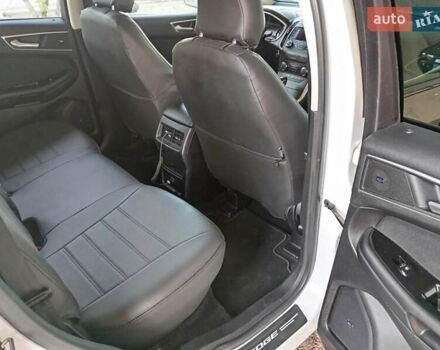 Білий Форд Едж, об'ємом двигуна 2 л та пробігом 116 тис. км за 14600 $, фото 7 на Automoto.ua