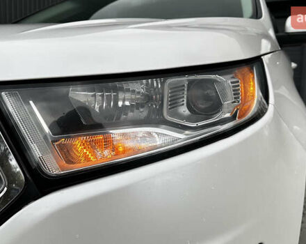 Белый Форд Эдж, объемом двигателя 3.5 л и пробегом 189 тыс. км за 13650 $, фото 72 на Automoto.ua