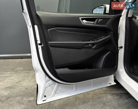 Белый Форд Эдж, объемом двигателя 2 л и пробегом 181 тыс. км за 16900 $, фото 35 на Automoto.ua