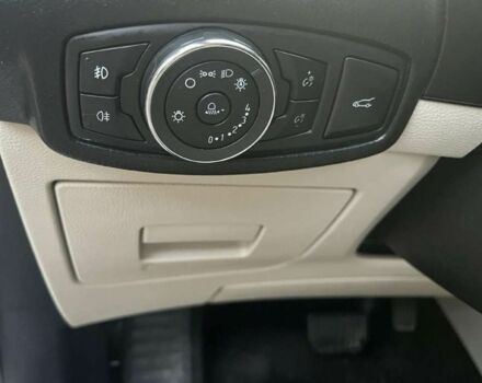 Білий Форд Едж, об'ємом двигуна 0 л та пробігом 135 тис. км за 10700 $, фото 12 на Automoto.ua