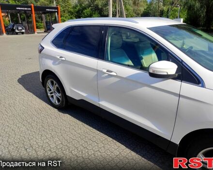 Білий Форд Едж, об'ємом двигуна 2 л та пробігом 132 тис. км за 21000 $, фото 1 на Automoto.ua