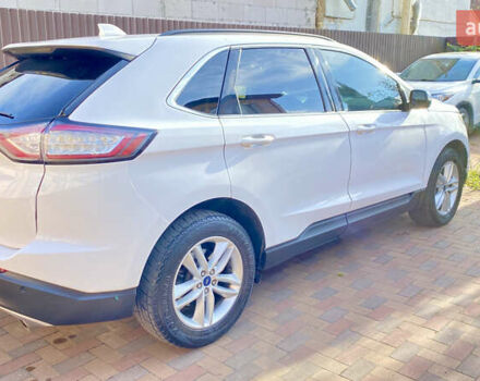 Белый Форд Эдж, объемом двигателя 2 л и пробегом 206 тыс. км за 16500 $, фото 3 на Automoto.ua