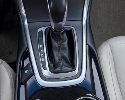 Белый Форд Эдж, объемом двигателя 2 л и пробегом 143 тыс. км за 17900 $, фото 25 на Automoto.ua