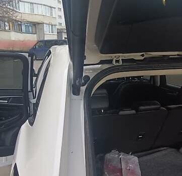 Белый Форд Эдж, объемом двигателя 3.5 л и пробегом 120 тыс. км за 17300 $, фото 24 на Automoto.ua