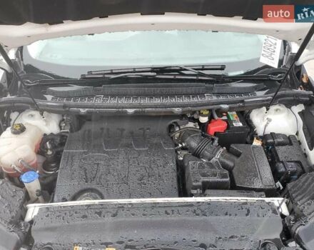 Білий Форд Едж, об'ємом двигуна 3.5 л та пробігом 114 тис. км за 3850 $, фото 2 на Automoto.ua