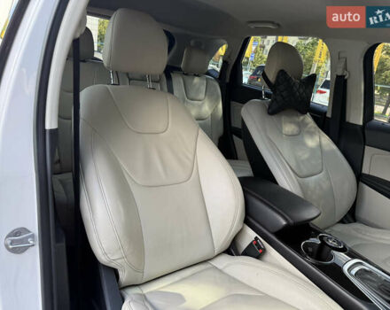 Білий Форд Едж, об'ємом двигуна 2 л та пробігом 163 тис. км за 20300 $, фото 19 на Automoto.ua