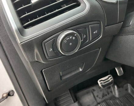 Білий Форд Едж, об'ємом двигуна 2.7 л та пробігом 207 тис. км за 16800 $, фото 17 на Automoto.ua