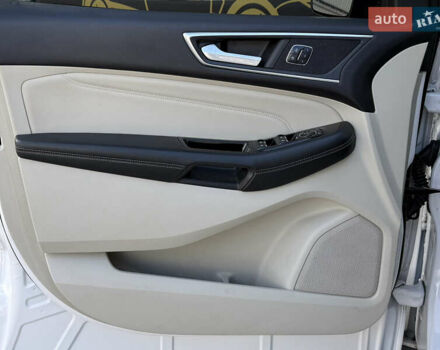 Білий Форд Едж, об'ємом двигуна 2 л та пробігом 163 тис. км за 20300 $, фото 11 на Automoto.ua