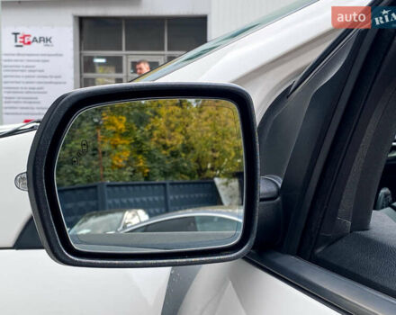 Білий Форд Едж, об'ємом двигуна 2.69 л та пробігом 96 тис. км за 15999 $, фото 15 на Automoto.ua