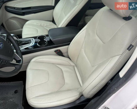 Білий Форд Едж, об'ємом двигуна 3.5 л та пробігом 66 тис. км за 17500 $, фото 7 на Automoto.ua