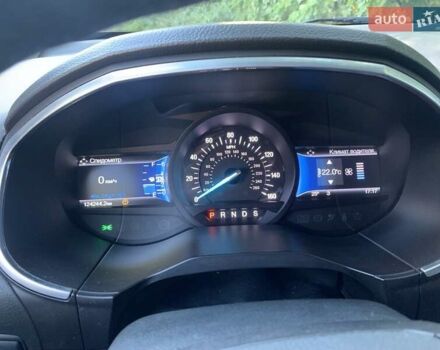 Белый Форд Эдж, объемом двигателя 2 л и пробегом 124 тыс. км за 19999 $, фото 6 на Automoto.ua