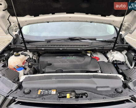 Білий Форд Едж, об'ємом двигуна 2.7 л та пробігом 207 тис. км за 16800 $, фото 26 на Automoto.ua