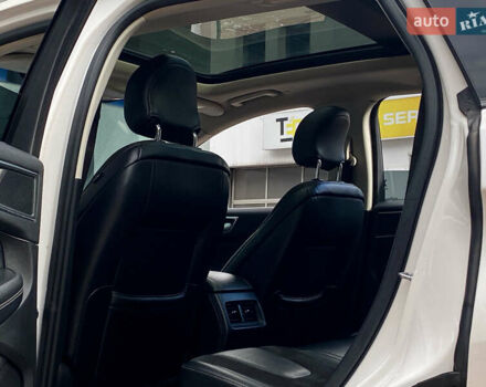 Білий Форд Едж, об'ємом двигуна 2.69 л та пробігом 96 тис. км за 15999 $, фото 20 на Automoto.ua