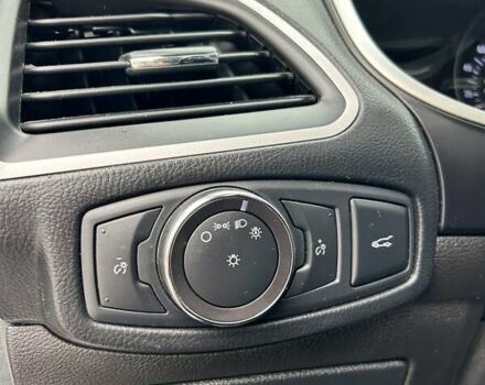 Белый Форд Эдж, объемом двигателя 3.5 л и пробегом 75 тыс. км за 22000 $, фото 34 на Automoto.ua