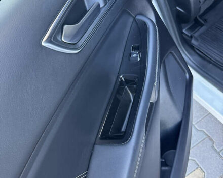 Белый Форд Эдж, объемом двигателя 2.7 л и пробегом 177 тыс. км за 22000 $, фото 13 на Automoto.ua