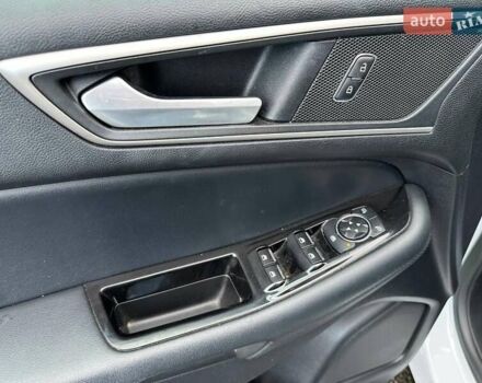 Білий Форд Едж, об'ємом двигуна 2 л та пробігом 173 тис. км за 12800 $, фото 13 на Automoto.ua