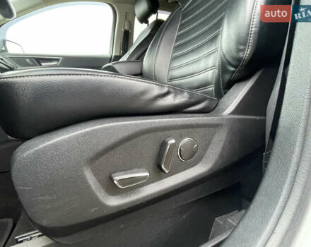 Белый Форд Эдж, объемом двигателя 2 л и пробегом 151 тыс. км за 17500 $, фото 24 на Automoto.ua