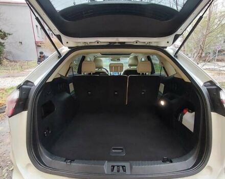 Белый Форд Эдж, объемом двигателя 2 л и пробегом 106 тыс. км за 19200 $, фото 19 на Automoto.ua