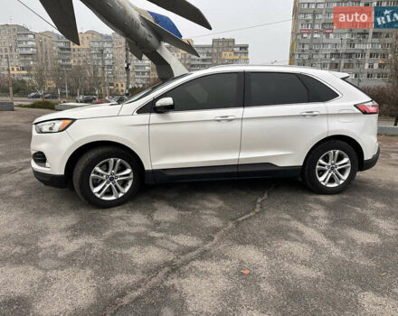 Білий Форд Едж, об'ємом двигуна 2 л та пробігом 80 тис. км за 17700 $, фото 4 на Automoto.ua