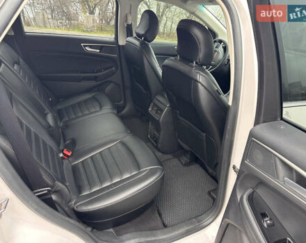 Білий Форд Едж, об'ємом двигуна 2 л та пробігом 80 тис. км за 17700 $, фото 26 на Automoto.ua