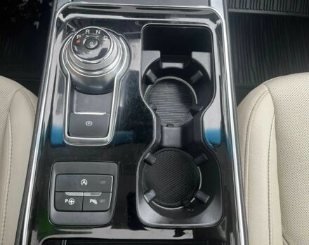 Білий Форд Едж, об'ємом двигуна 2 л та пробігом 31 тис. км за 11000 $, фото 9 на Automoto.ua