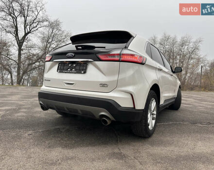 Білий Форд Едж, об'ємом двигуна 2 л та пробігом 80 тис. км за 17700 $, фото 16 на Automoto.ua