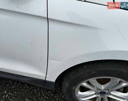 Білий Форд Едж, об'ємом двигуна 2 л та пробігом 173 тис. км за 12800 $, фото 9 на Automoto.ua