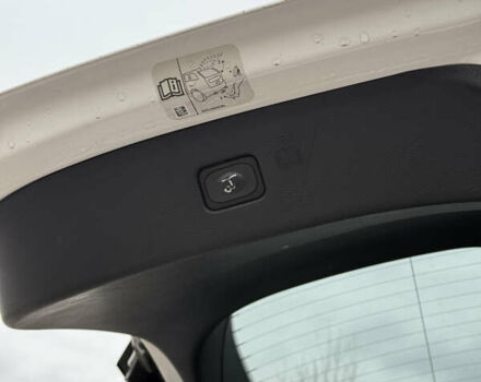 Білий Форд Едж, об'ємом двигуна 2 л та пробігом 88 тис. км за 20500 $, фото 12 на Automoto.ua