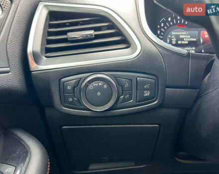 Белый Форд Эдж, объемом двигателя 2 л и пробегом 88 тыс. км за 23990 $, фото 11 на Automoto.ua